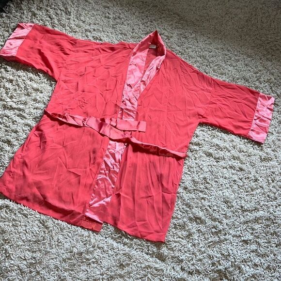 80's Victoria's Secret Short Satiny Kimono Robe,  Cover Up, Loungewear Vintage L - Picture 1 of 16